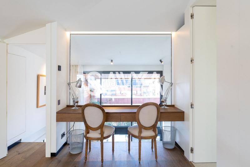 Foto 569e5f24-bc76-4360-8c07-688022b7f659. Rent penthouse with heating parking in Tres Torres Barcelona