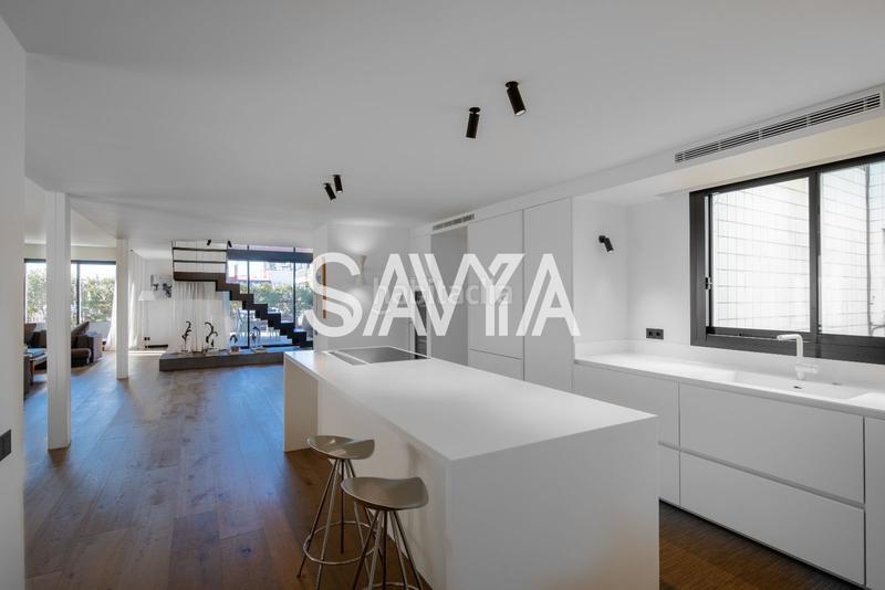 Foto 60c2096d-a08d-4d96-89e6-f13e9055849c. Rent penthouse with heating parking in Tres Torres Barcelona