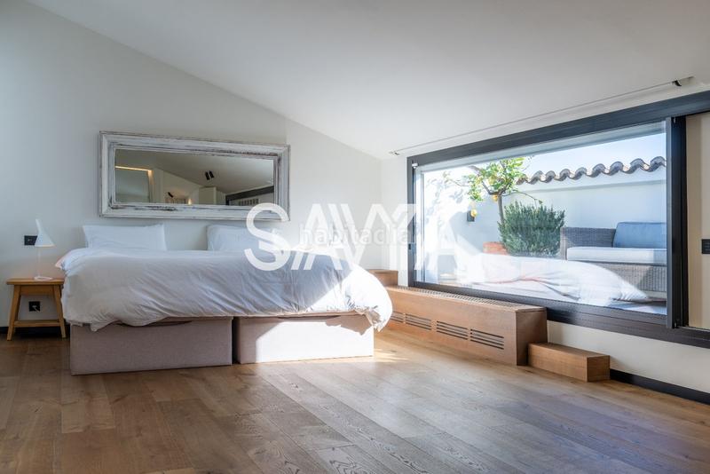 Foto 9012eaf1-02a4-4f7d-b42d-dd529d4d47b5. Rent penthouse with heating parking in Tres Torres Barcelona
