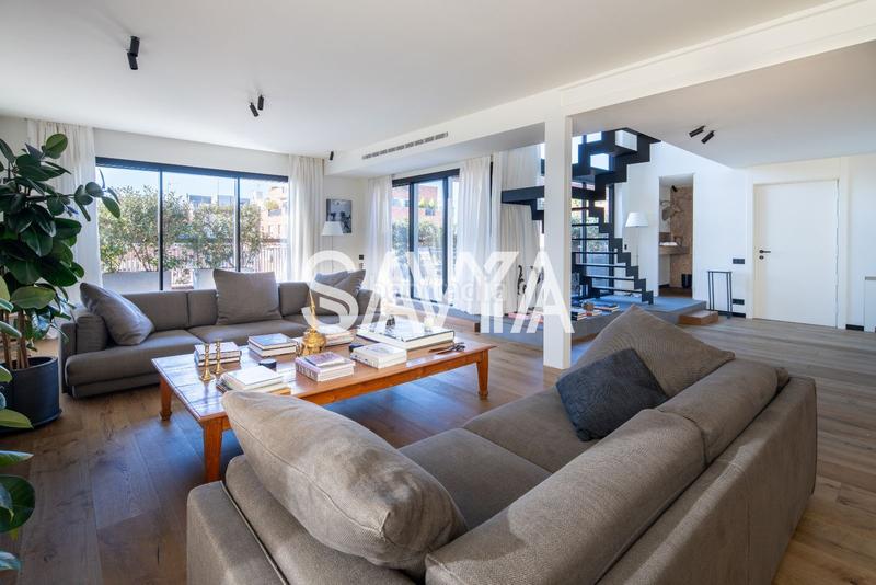 Foto ccea7392-8b8c-45f0-a43d-fe7d0c8d334f. Rent penthouse with heating parking in Tres Torres Barcelona
