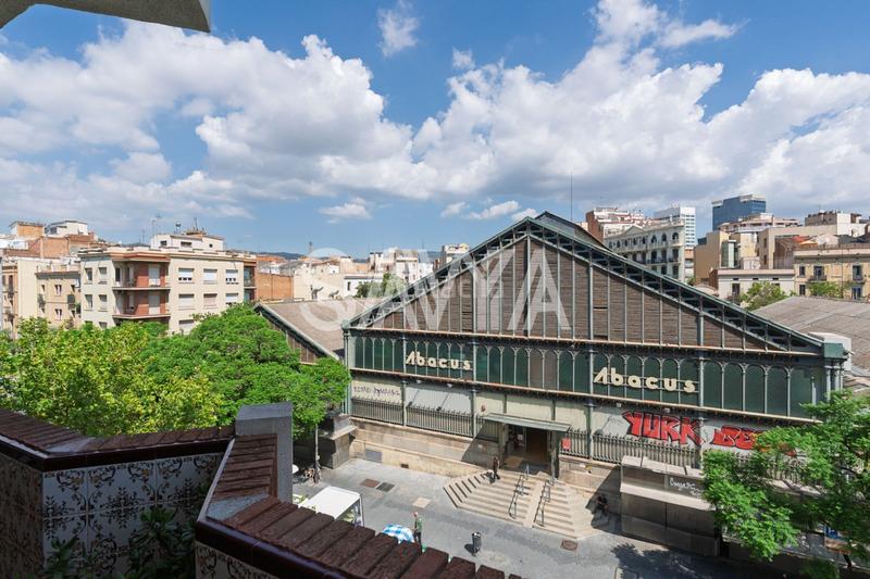 Foto ee28b8c1-9c00-401f-b53e-0397098b0e8d. Pis a Hostafrancs Barcelona