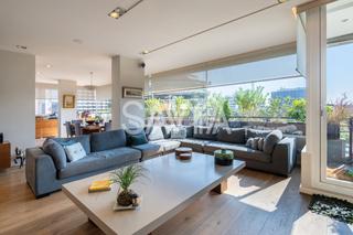 Alquiler Piso en Barri de les Corts. Amplia y luminosa vivienda en pedralbes junto a sarriá con zona
