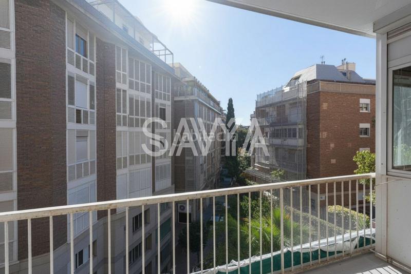 Foto c89702ef-1a1f-48ad-971f-021257526b53. Etagenwohnung mit parking in Sant Gervasi - Galvany Barcelona