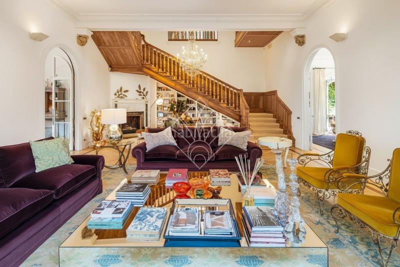 Foto 32bcc732-0f30-44ae-bd30-b9b8d3132687. Casa exclusiva casa en el corazón en Putget - Farró Barcelona