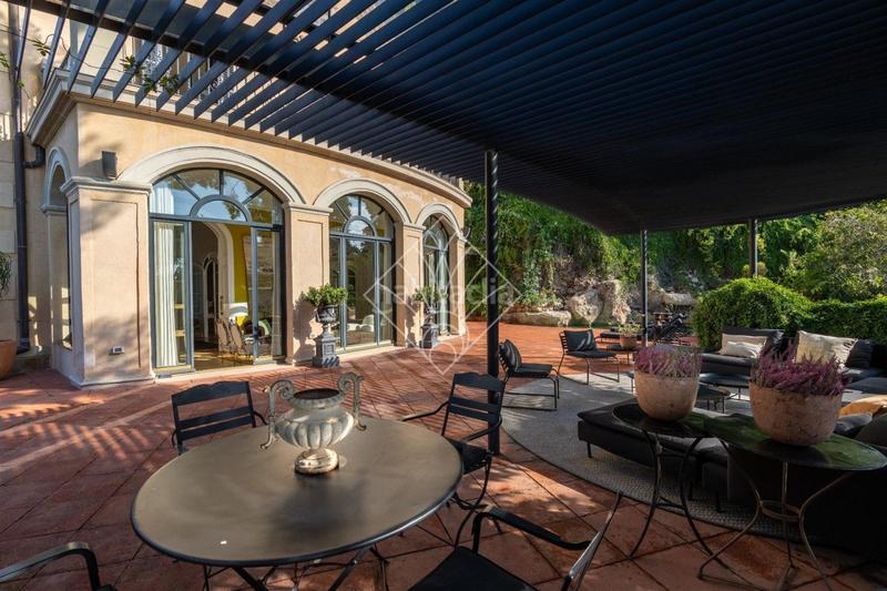 Foto e396d7c9-e06c-462d-96e2-b148bc576158. Casa exclusiva casa en el corazón en Putget - Farró Barcelona