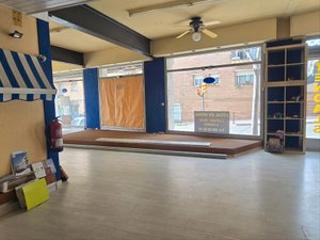Rent Business premise in Centre. Oportunidad local amplio y esquinero