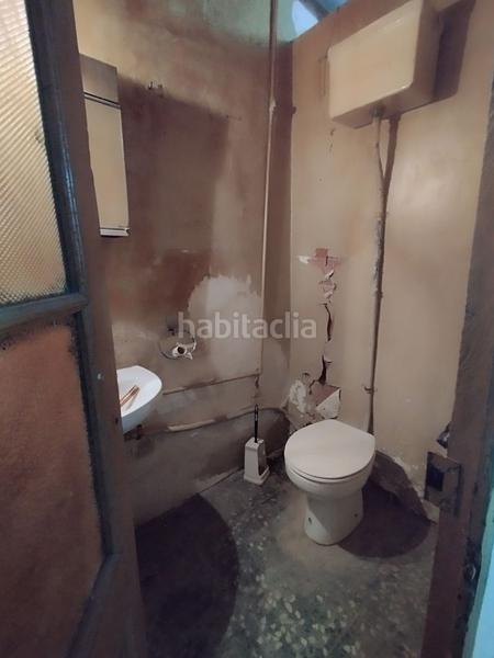 Foto b4ec1fcf-7f50-46a7-801c-d688a5f3d08d. Business premise in Llefià Badalona