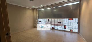 Office space in Can Mariner. Oficina en venta en irlanda, 3 dormitorios.