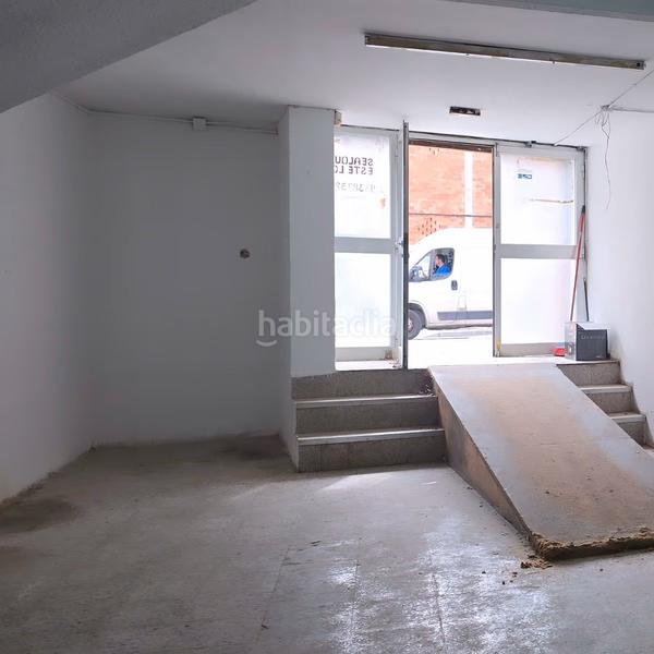 Foto b2ea2a8f-199f-4e42-ab7f-fc633416863d. Local commercial dans Llefià Badalona