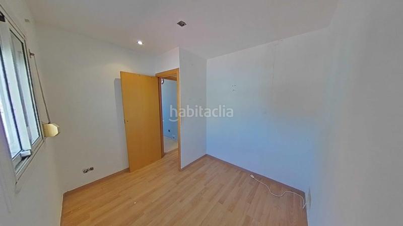 Foto 00141d04-635c-4d0c-8df3-86d7f1d4a16b. Appartamento in Lloreda Badalona