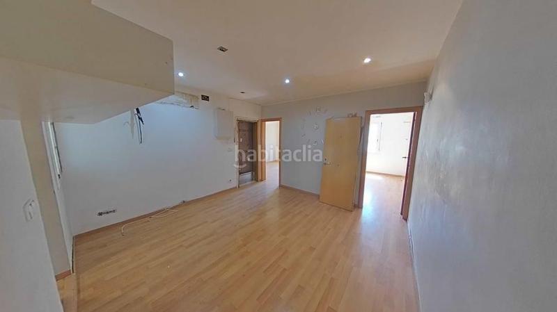 Foto 3cb48f3a-c28c-4afd-955e-6a931cb941e9. Appartamento in Lloreda Badalona