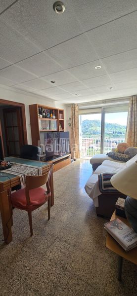 Foto 92e02872-62f9-4036-a53c-2a3a305bb06b. Pis amb calefacció a Ciutat Meridiana Barcelona