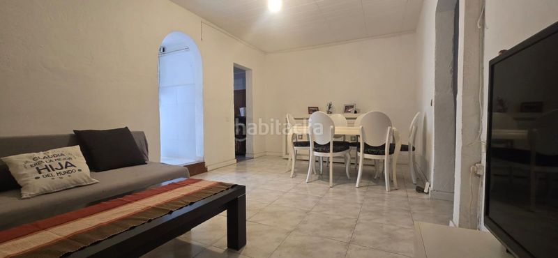 Foto 45030c5b-1535-4512-90fa-ffbdb944b4ac. Edificio en pau claris 18 edificio en venta , 5 dormitorios. en Santa Coloma de Gramenet
