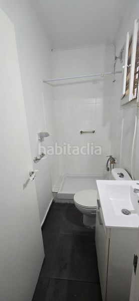 Foto 6c550e13-d24e-4545-9afe-b09d6413472f. Edificio en pau claris 18 edificio en venta , 5 dormitorios. en Santa Coloma de Gramenet