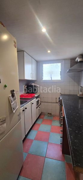 Foto bafee69f-4cd5-47b6-89b6-598d2590bad4. Edificio en pau claris 18 edificio en venta , 5 dormitorios. en Santa Coloma de Gramenet