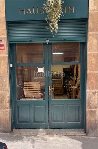 Foto 0f4f79c1-ea85-4def-aed8-ab5c77300f78. Local comercial a Vila de Gràcia Barcelona