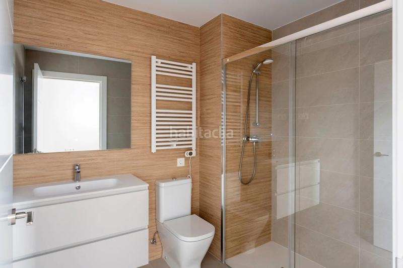 Foto f8b899a5-ce96-4e34-9e17-869c6748c11b. Dúplex amb calefacció a Segle XX Terrassa