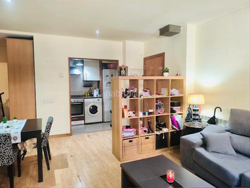 Foto 3f2a6f9e-a7dc-4e42-af8b-48b062fb9891. Loft  en zona pere parres totalmente equipado ! en Terrassa
