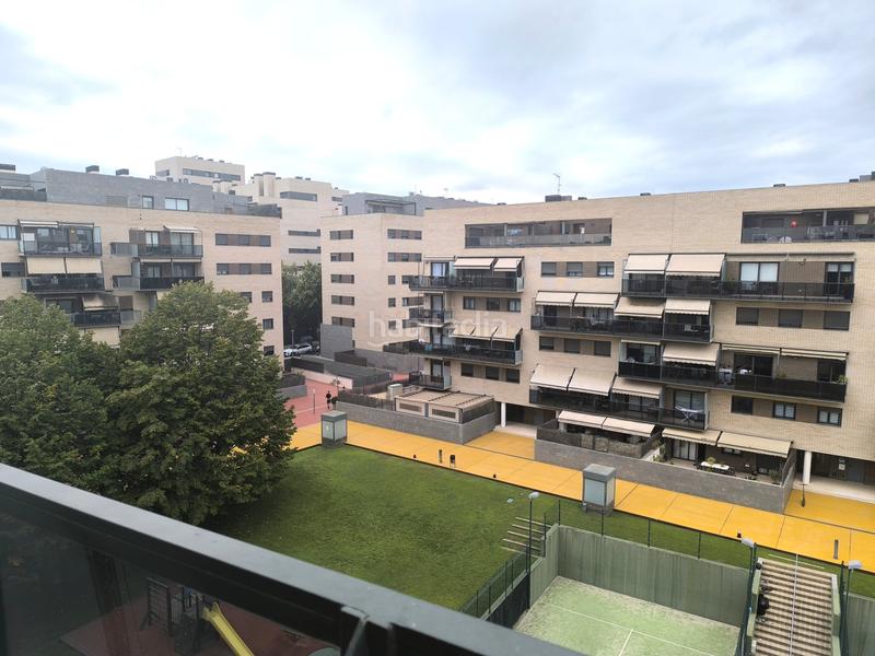 Foto 0975dfa7-b573-4e8a-a628-131561c5d3ce. Àtic amb calefacció aparcament piscina a Can Llong Sabadell