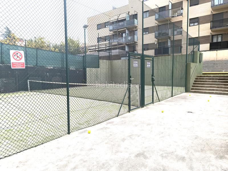 Foto d9250430-8be7-4b29-80bc-8cc30bf02e8c. Àtic amb calefacció aparcament piscina a Can Llong Sabadell