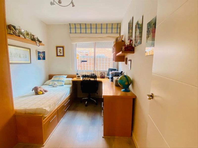 Foto 161811d5-c622-4fb4-a914-c3a386c865e0. Flat with heating parking pool in Canaletes - Turonet Cerdanyola del Vallès