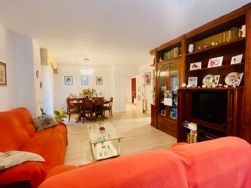 Foto b18e0fa0-109a-4135-9d2a-70727a0d672a. Flat with heating parking pool in Canaletes - Turonet Cerdanyola del Vallès