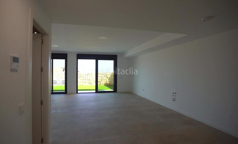 Foto 09a9b71f-71ed-4c3a-9434-edbcd50ab95d. Casa amb aparcament piscina a Finestrat pueblo Finestrat