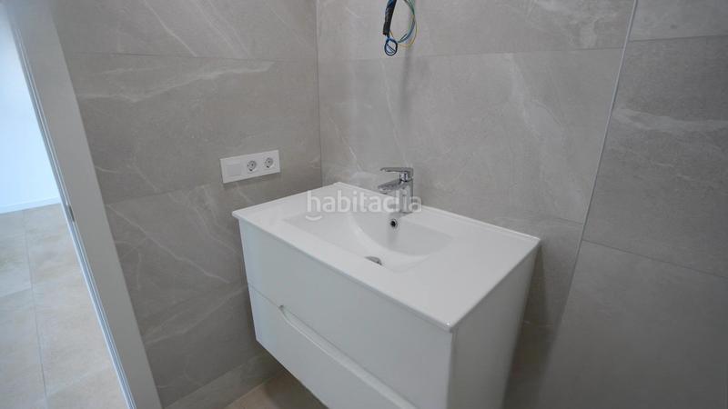 Foto 4e382c59-416e-41c5-b04d-2e2dcce8a55f. Casa amb aparcament piscina a Finestrat pueblo Finestrat