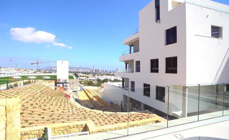 Foto 8801a71e-113c-4951-a55d-0bf59c2b3089. Casa amb aparcament piscina a Finestrat pueblo Finestrat