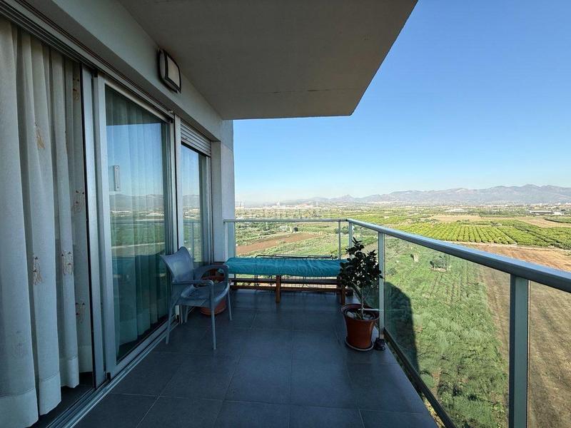 Foto 48c62b51-dce3-4e6f-881e-2009856fdcd9. Lloguer apartament amb aparcament piscina a Moncófar Playa Moncofa