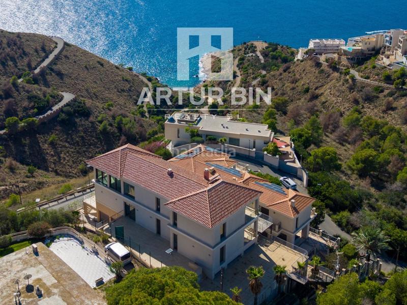 Foto 412461a4-4c4f-4042-97da-073185847911. Chalet mit parking pool in Rincón Alto Benidorm