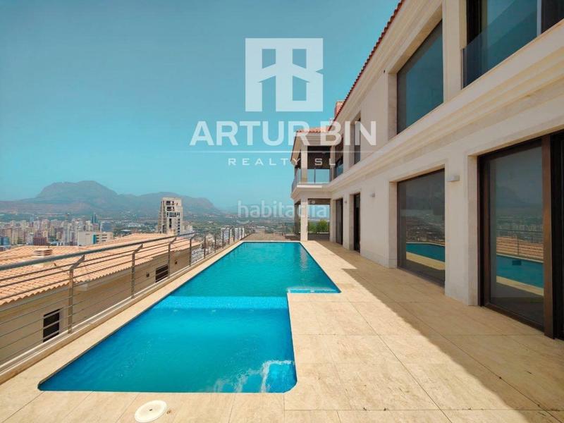 Foto 8d25ba4a-daf9-4598-872e-3f39054bc91f. Chalet avec parking piscine dans Rincón Alto Benidorm