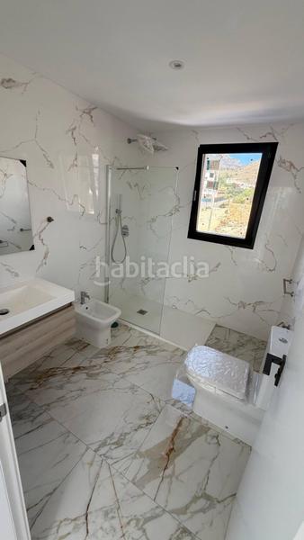 Foto 7c1ed450-4345-408a-ab29-5dba798fb0cb. Chalet mit parking pool in balcón de Finestrat-terra marina Finestrat