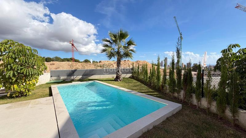 Foto 28429fb4-e785-4de8-bc60-f8c231c0a1e5. Chalet with pool in Golf Bahía Finestrat