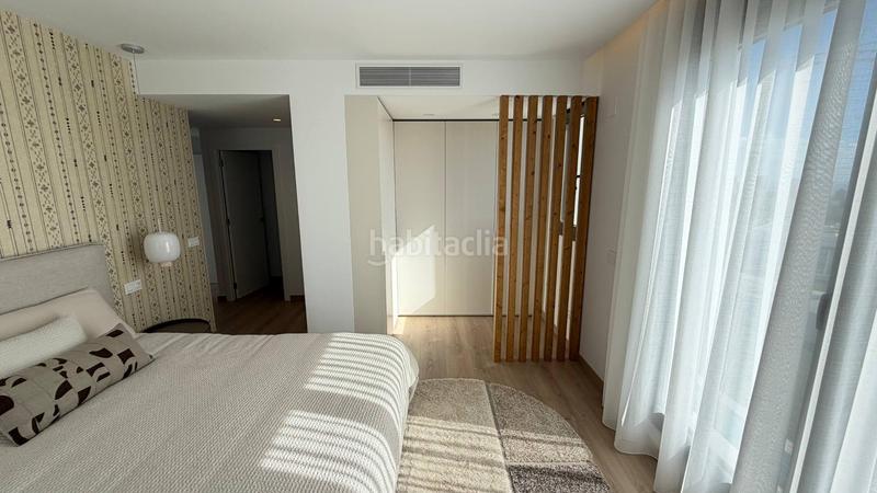 Foto e43b1424-71ac-408b-a755-140f97d5bcd5. Casa aparellada amb piscina a Golf Bahía Finestrat