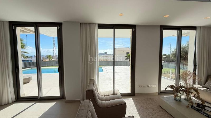 Foto 794f7383-da85-4df6-869b-19c3019d3c72. Casa bifamiliare con piscina in Golf Bahía Finestrat