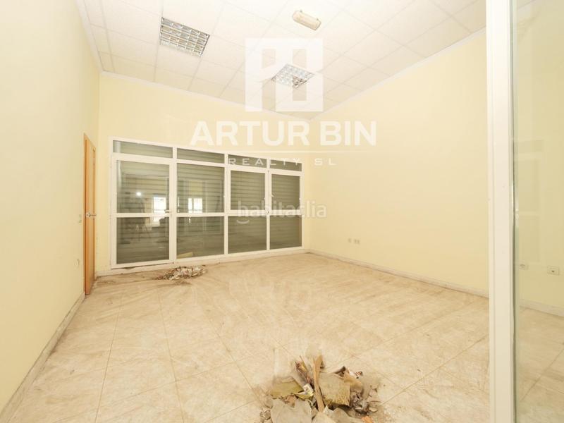 Foto 18f148f6-0736-483a-a31e-0c9c1da5d188. Local comercial a El Cabanyal-El Canyamelar Valencia