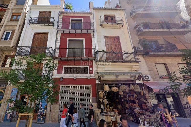Foto 46458bc5-87e5-4f6d-ab8d-109e325e28a4. Local comercial a El Mercat Valencia