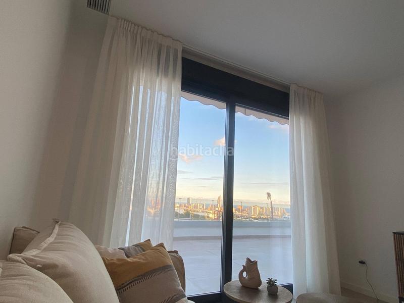 Foto 97491e37-4262-4382-8c92-698410f91b1e. Lloguer apartament amb piscina a balcón de Finestrat-terra marina Finestrat