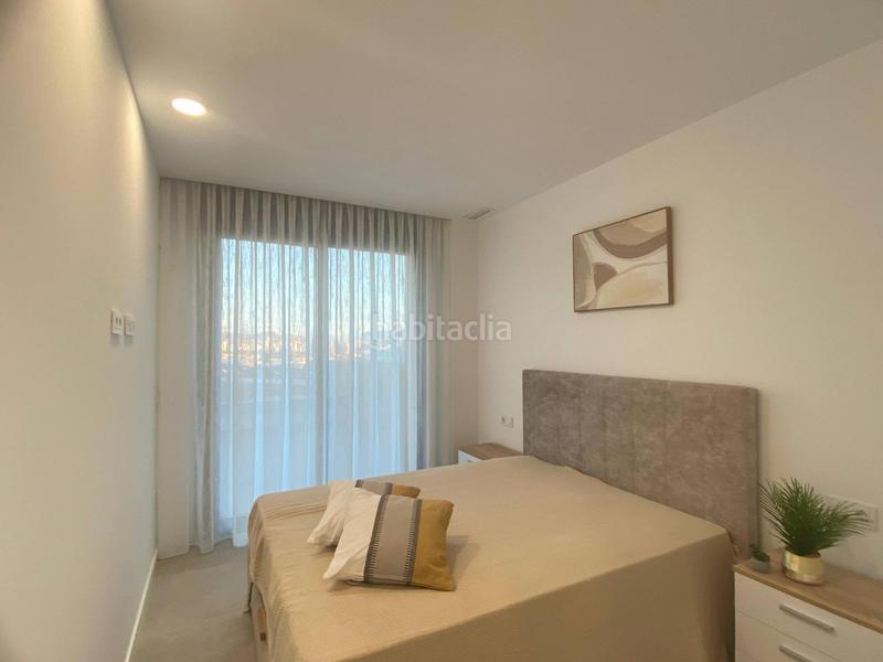 Foto 05f7c873-2ab1-47d6-922d-8f765b31f5d6. Alquiler apartamento en balcón de Finestrat-terra marina Finestrat