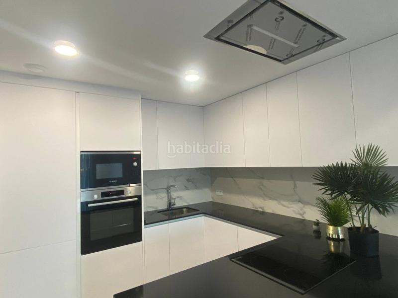 Foto 67d0a17c-fdc4-403c-990d-dce9ad6a1ccf. Location appartement avec piscine dans balcón de Finestrat-terra marina Finestrat