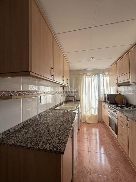 Foto fb95f8d7-1f8b-4c5c-a338-a2b3b57b5343. Rent apartment with parking in La Petxina Valencia