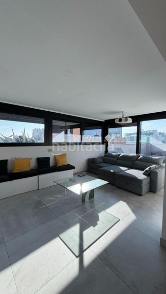 Foto 3ac168dc-f705-409d-8892-48ba1d44d6ec. Àtic amb aparcament piscina a Penya-Roja - Avda. Francia Valencia