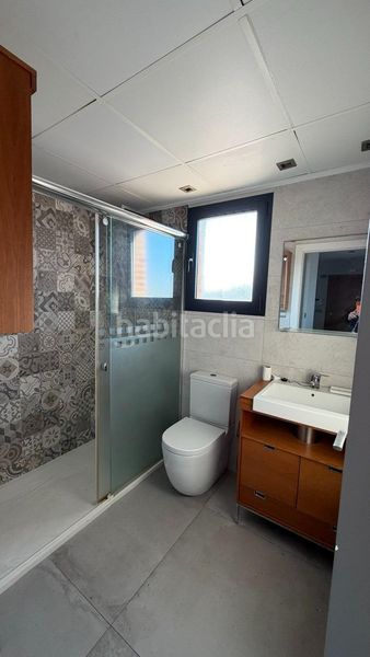 Foto 3b8e995f-6e9d-4a6f-8b0a-ad891caf701e. Àtic amb aparcament piscina a Penya-Roja - Avda. Francia Valencia