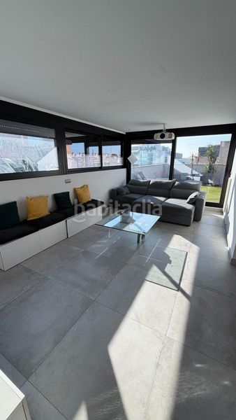 Foto 5bc8aa62-2e5d-4d8a-84fc-b6b8cf116331. Àtic amb aparcament piscina a Penya-Roja - Avda. Francia Valencia