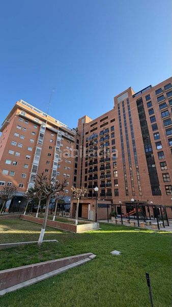 Foto 6c506076-e5fd-49ed-82fe-fba9d7d5ca29. Àtic amb aparcament piscina a Penya-Roja - Avda. Francia Valencia