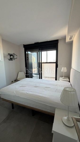 Foto d88ba183-b966-43e4-bcbc-d3ed3dbf4aa3. Àtic amb aparcament piscina a Penya-Roja - Avda. Francia Valencia