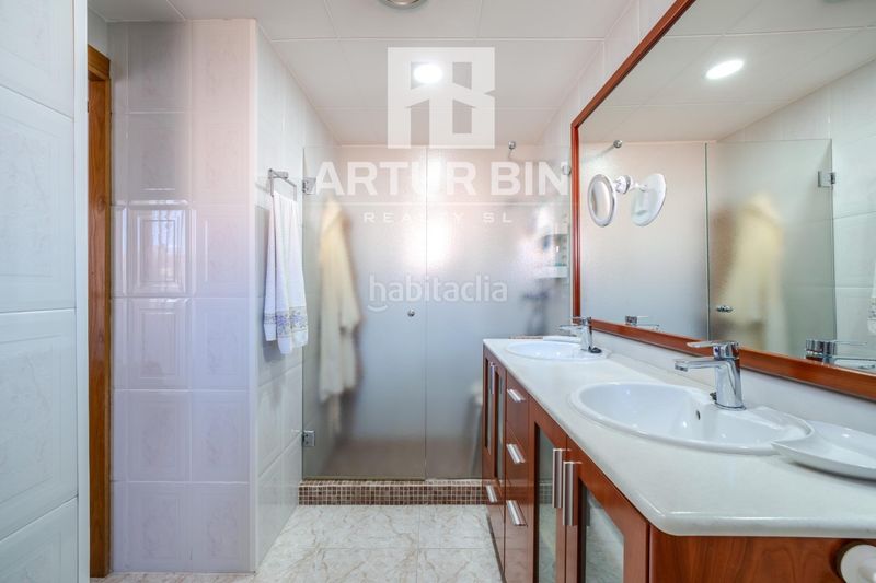 Foto d7529c03-b332-45d7-8285-83b485aaabe5. Casa adossada amb aparcament piscina a Mas Camarena Bétera