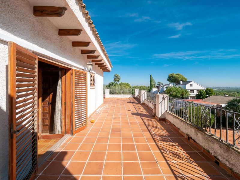 Foto c3bb4539-cb1a-460d-b2d1-af3a2011f04e. Casa adossada amb piscina a Olimar-Carambolo-Atalaya de Levante Chiva