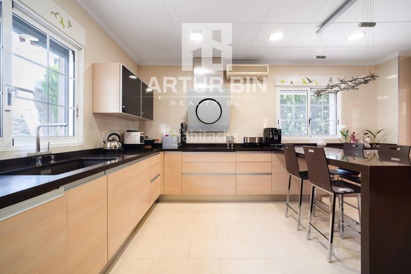 Foto c542f516-9b28-48fc-99cd-59911282ca16. Chalet en El Faro Cullera